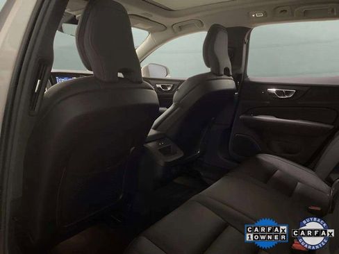 Used 2025 Volvo V60 B5 Cross Country Plus image 68