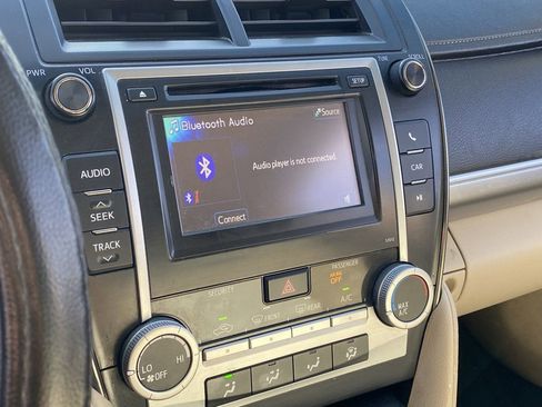 Used 2012 Toyota Camry LE image 13