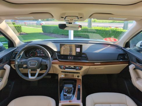 Used 2023 Audi Q5 2.0T Premium AWD/4WD image 28