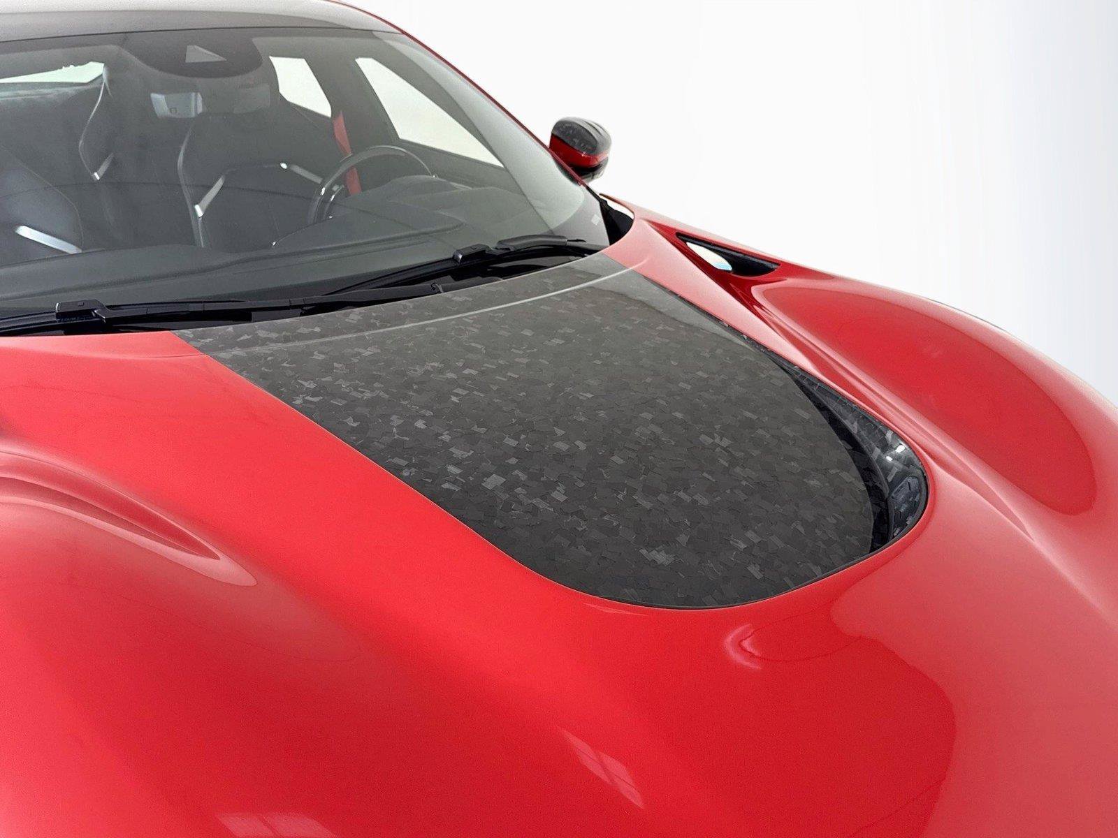 Used 2026 Ferrari Purosangue AWD/4WD image 37