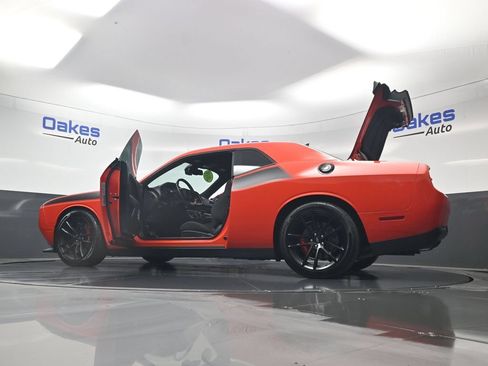 Used 2019 Dodge Challenger R/T Scat Pack w/ T/A Package RWD image 52