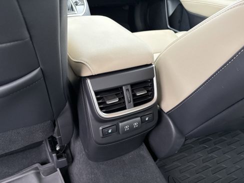 Certified 2022 Subaru Legacy Limited image 32