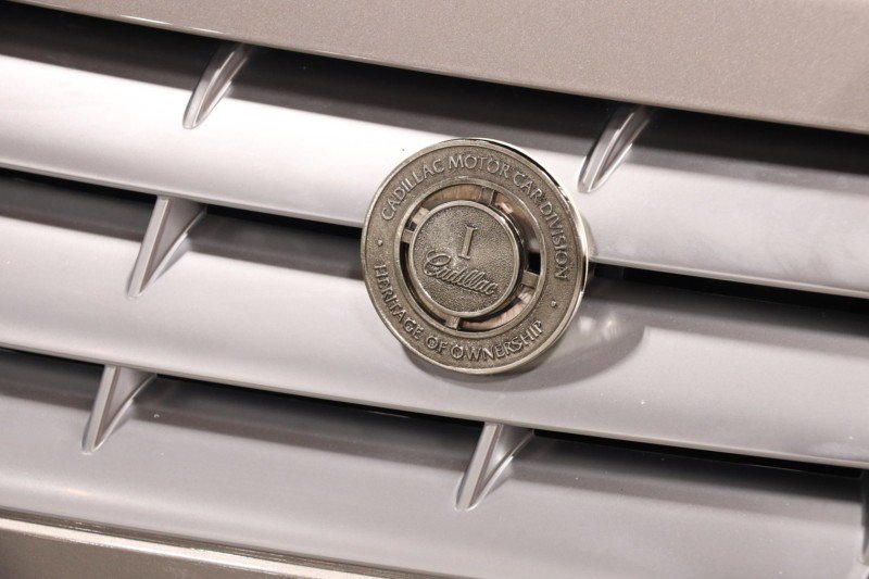 Used 2005 Cadillac XLR RWD image 14