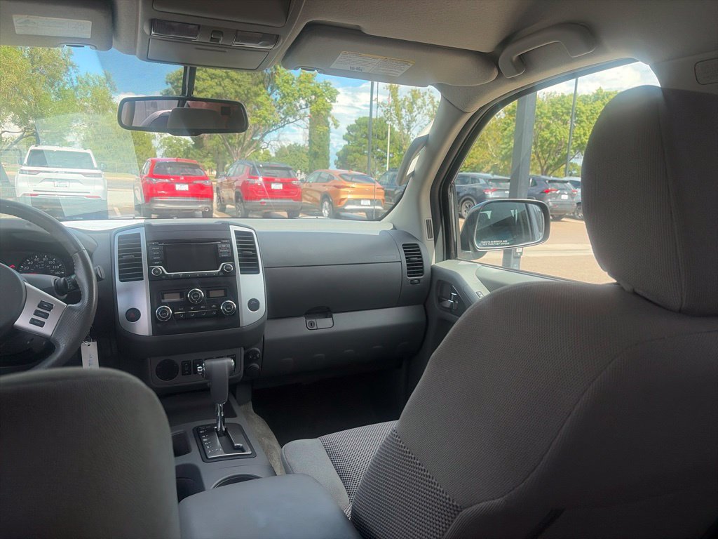 Used 2018 Nissan Frontier SV w/ Value Truck Package RWD image 20