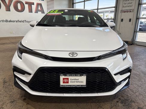 Certified 2025 Toyota Corolla SE w/ Convenience Package image 5