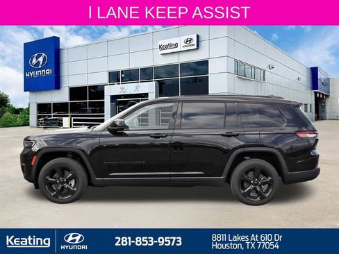 Used 2023 Jeep Grand Cherokee L Limited w/ Luxury Tech Group II image 8