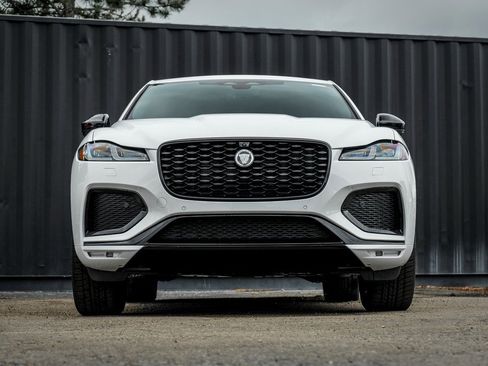 New 2026 Jaguar F-PACE R-Dynamic S image 5