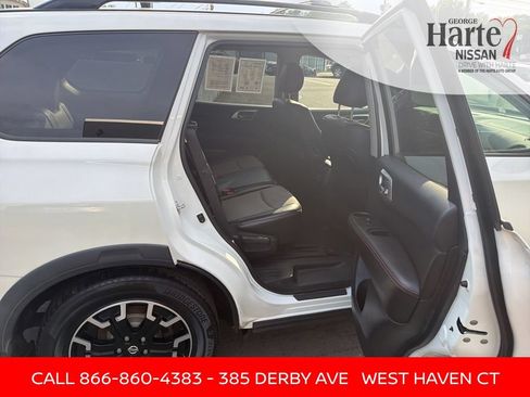 Used 2019 Nissan Pathfinder SV w/ Rock Creek Edition AWD/4WD image 12