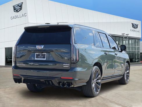 Certified 2025 Cadillac Escalade ESV V AWD/4WD image 5