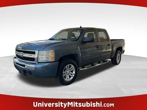 Used 2011 Chevrolet Silverado 1500 LT image 1