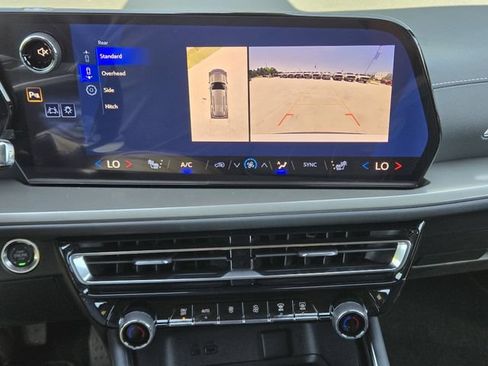 New 2026 Chevrolet Traverse LT w/ Driver Confidence Package FWD image 13