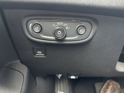 Used 2020 GMC Terrain SLT FWD image 24