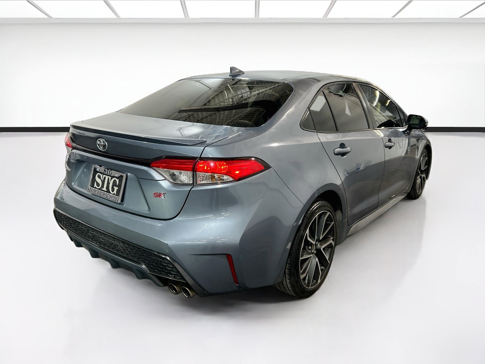 Used 2020 Toyota Corolla SE FWD image 4