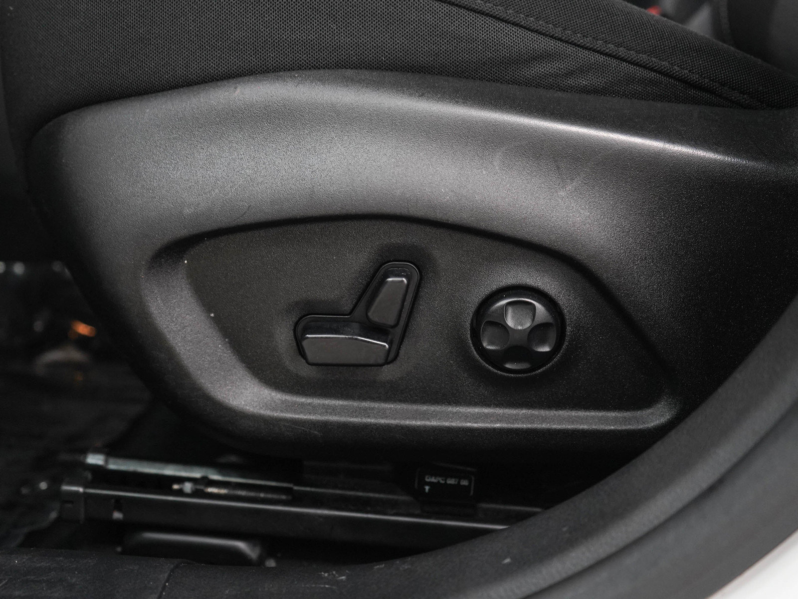 Used 2021 Jeep Renegade Latitude AWD/4WD image 28