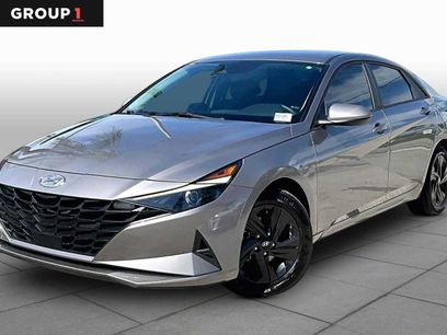 Used 2021 Hyundai Elantra SEL w/ Convenience Package