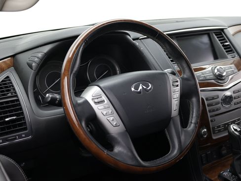 Used 2018 INFINITI QX80 4WD w/ Driver Assistance Package image 13