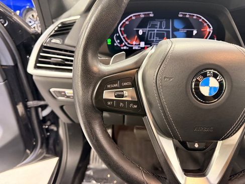 Used 2022 BMW X5 xDrive40i w/ Premium Package AWD/4WD image 13