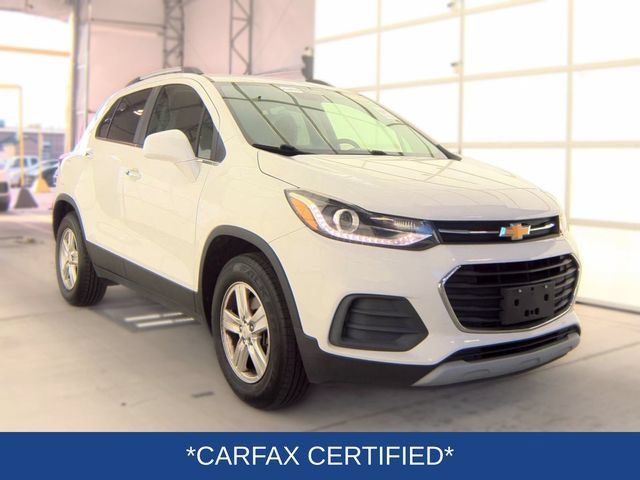Used 2018 Chevrolet Trax LT w/ LT Convenience Package AWD/4WD image 2