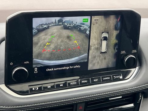 Used 2021 Nissan Rogue SL w/ Premium Package image 21