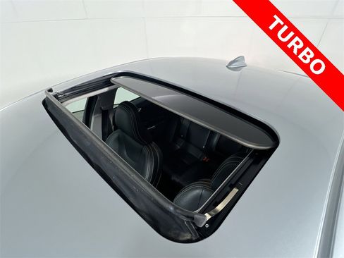 Used 2018 Volvo S60 T5 Dynamic w/ Vision Package image 21