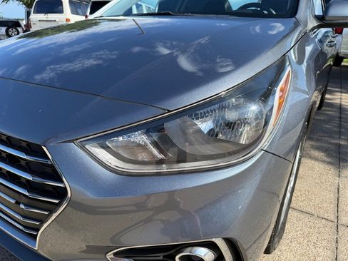 Used 2020 Hyundai Accent SEL FWD image 9