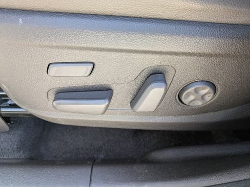 Used 2019 Hyundai Santa Fe FWD image 19