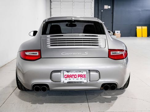 Used 2009 Porsche 911 Carrera S RWD image 4