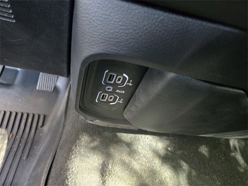 Used 2022 RAM 1500 Big Horn image 16