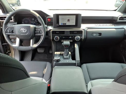 Certified 2026 Toyota Tacoma TRD Off-Road AWD/4WD image 5