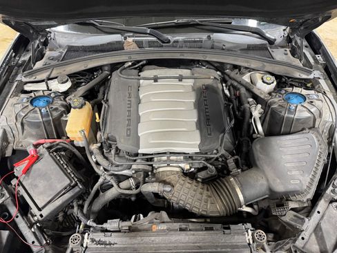 Used 2018 Chevrolet Camaro SS RWD image 74