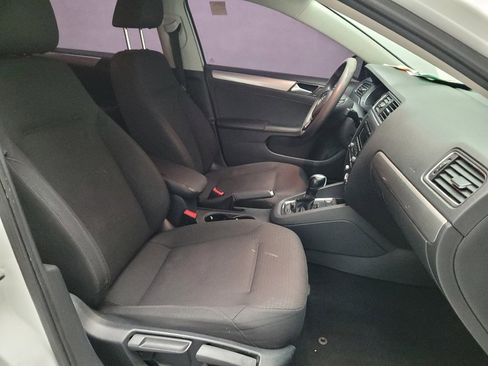 Used 2015 Volkswagen Jetta SE FWD image 21