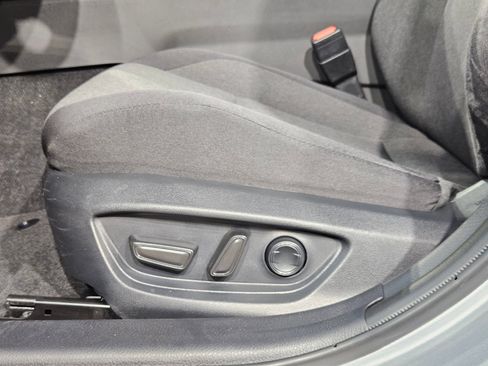 Used 2025 Toyota Camry LE w/ Convenience Package FWD image 23