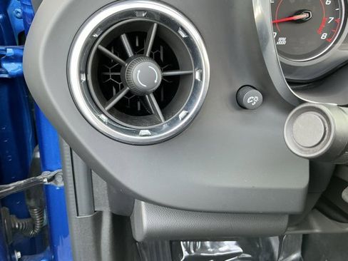 Used 2018 Chevrolet Camaro LT image 24