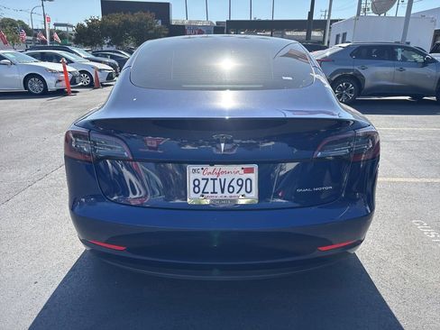 Used 2022 Tesla Model 3 Long Range AWD/4WD image 5