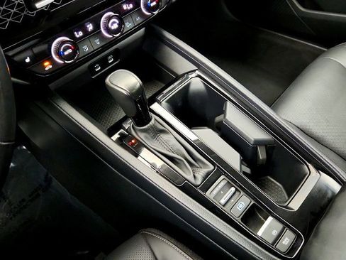 Used 2023 Honda Accord EX-L image 17