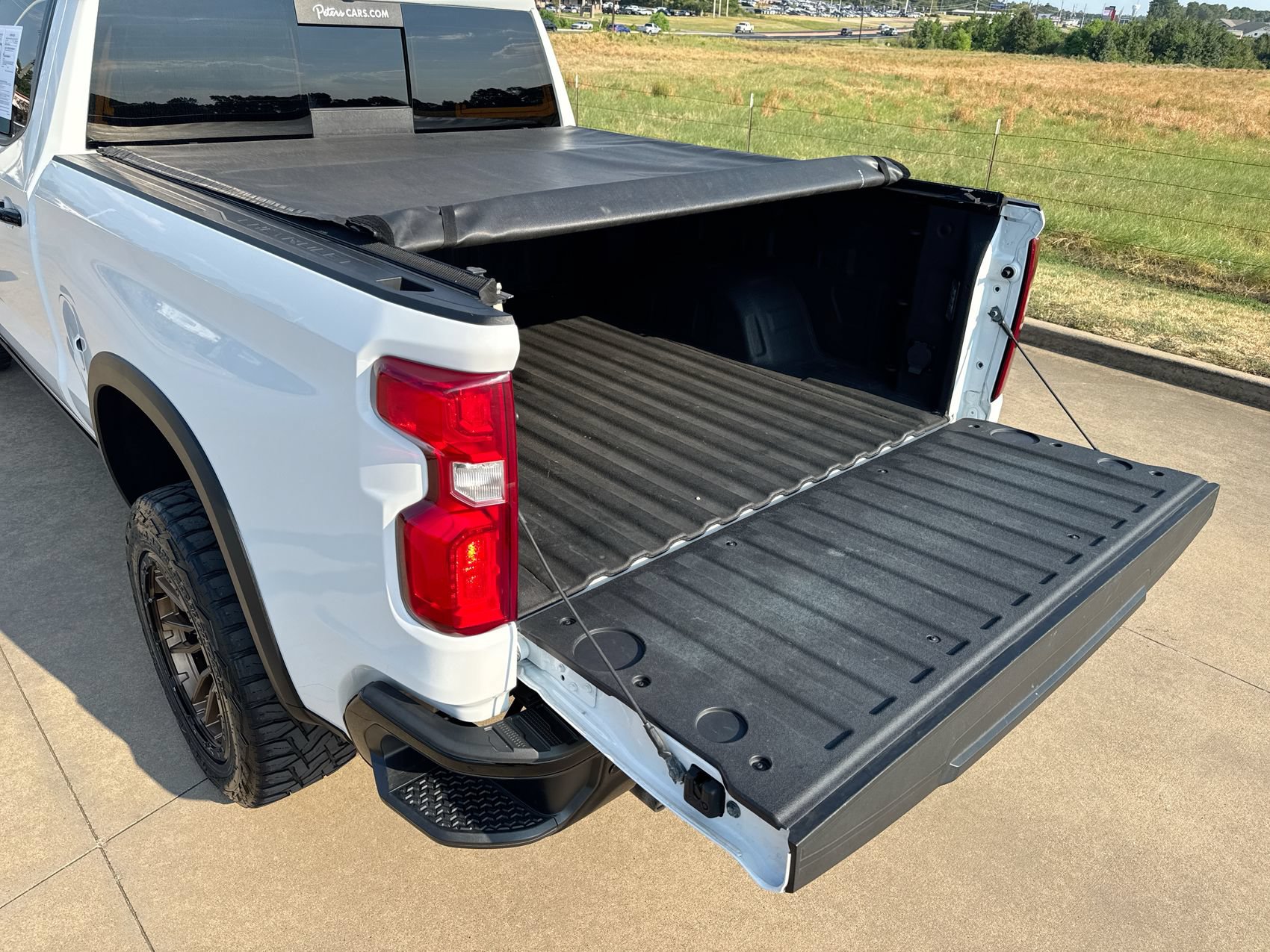 Used 2023 Chevrolet Silverado 1500 ZR2 AWD/4WD image 24