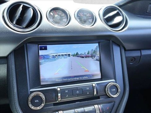 Used 2020 Ford Mustang Shelby GT350 w/ Technology Package RWD image 14