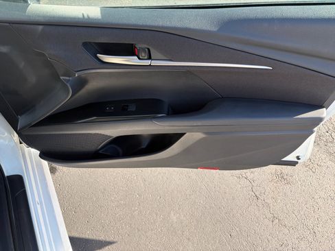Used 2025 Toyota Camry LE FWD image 27