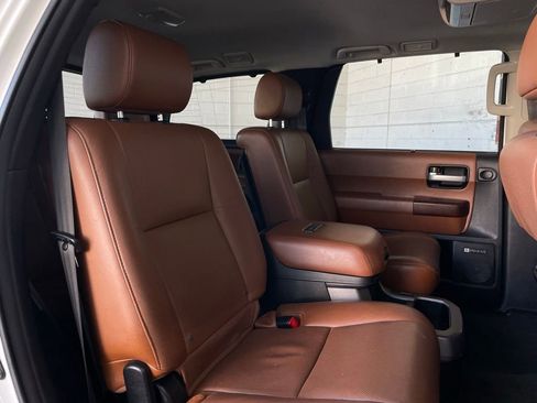 Used 2017 Toyota Sequoia Platinum image 22