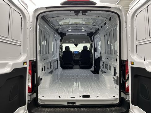 New 2026 Ford Transit 350 148 Medium Roof AWD image 23