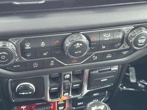 New 2026 Jeep Wrangler Unlimited Rubicon image 26