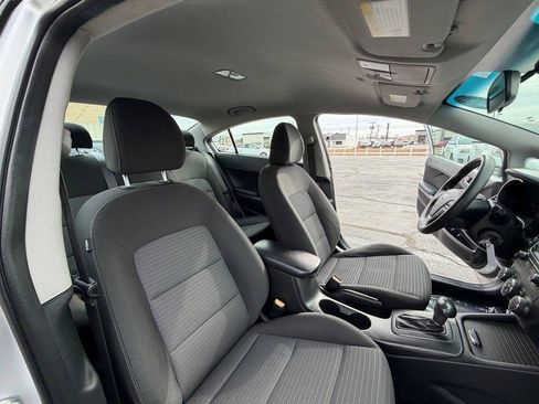 Used 2016 Kia Forte LX w/ LX Popular Plus Package FWD image 19