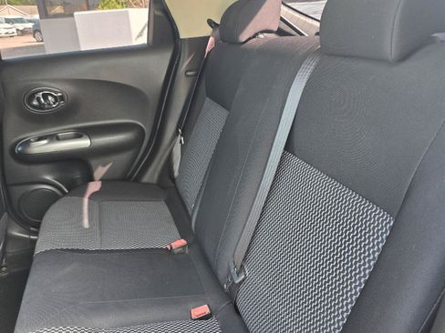 Used 2017 Nissan Juke S FWD image 28
