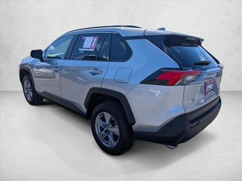 Used 2025 Toyota RAV4 LE image 8