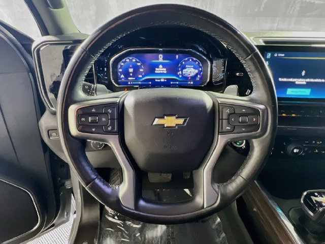 Used 2024 Chevrolet Silverado 1500 LT AWD/4WD image 16