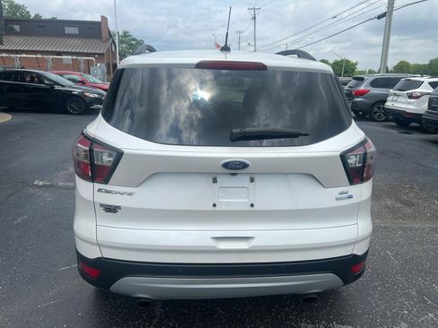 Used 2017 Ford Escape SE w/ Equipment Group 201A AWD/4WD image 4