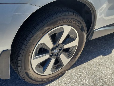 Used 2018 Subaru Forester 2.5i Premium image 9