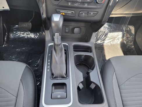 Used 2017 Ford Escape SE w/ Equipment Group 201A AWD/4WD image 22