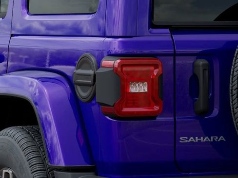 New 2026 Jeep Wrangler Unlimited Sahara AWD/4WD image 10