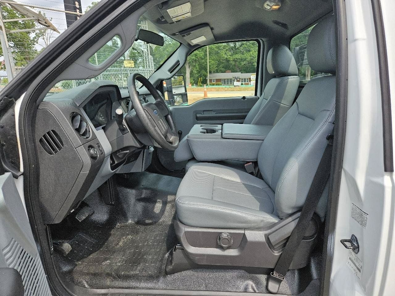 Used 2015 Ford F350 XL RWD image 21